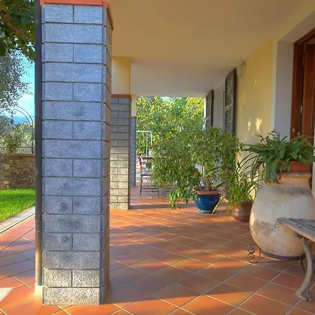 Luciana Guest house Diano Castello
