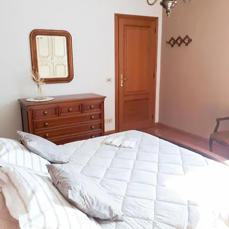 Guest house Luciana Diano Castello